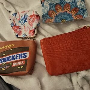 Source Unknown Multicolor Wallet Set